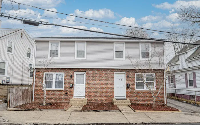 Golden Group Roofing & Solar Picture 2