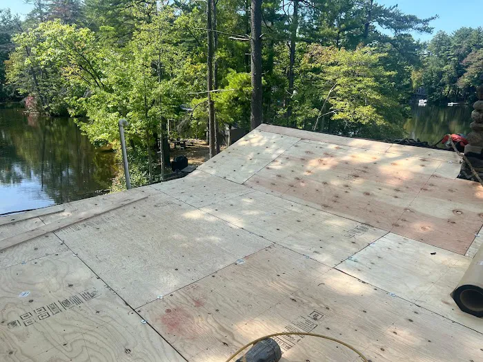 TOP NOTCH ROOFING Picture 7