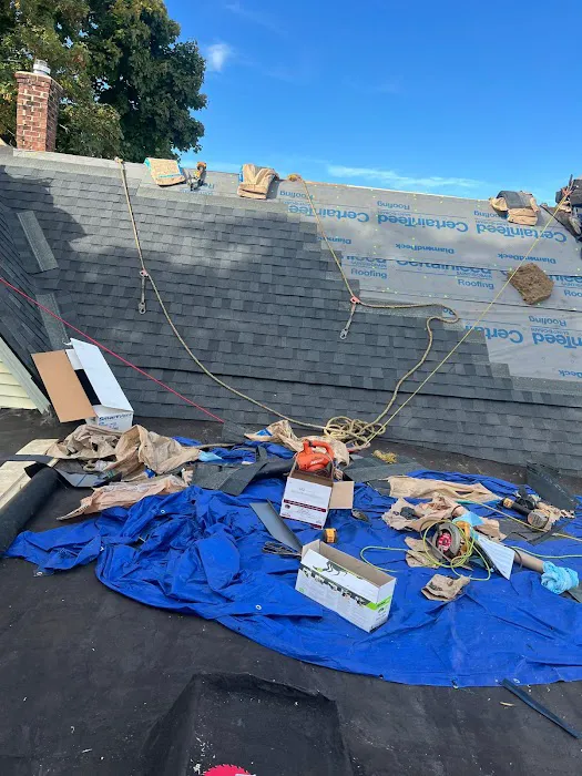 TOP NOTCH ROOFING Picture 10