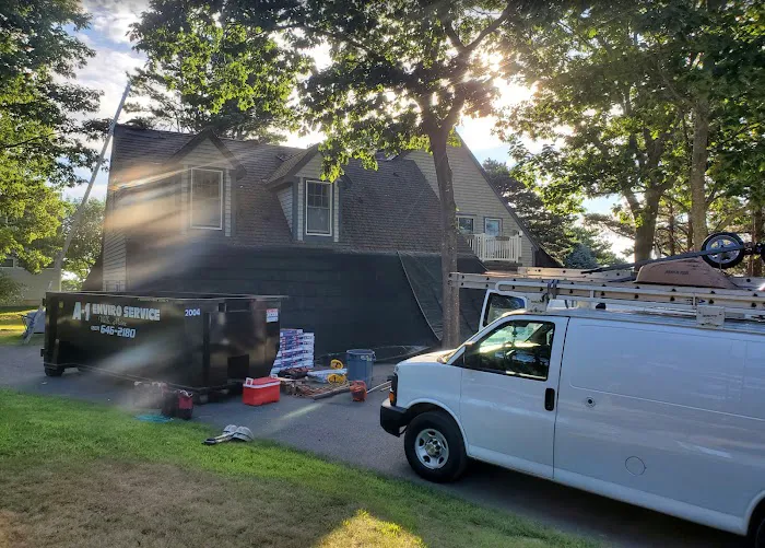 MAINELY ROOFING LLC Picture 2