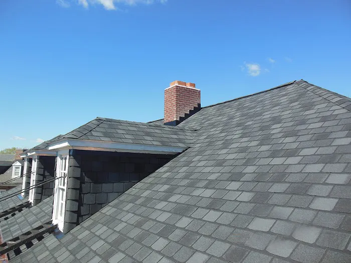 Columbia Roofing Inc Picture 2