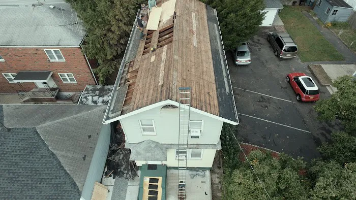 WEATHERGUARD ROOFING & RESTORATION Picture 2