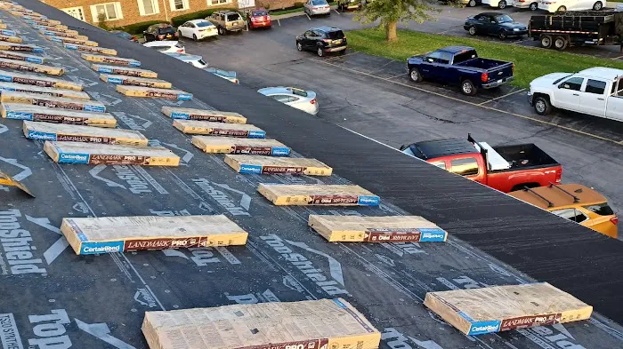 R&M Roofers LLC Picture 1