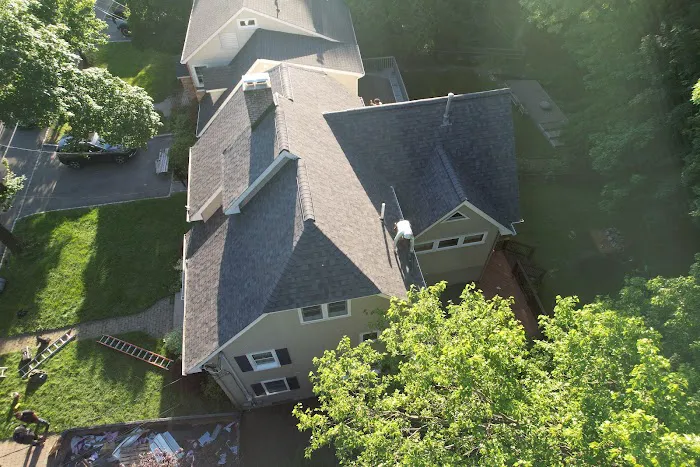 Brush House Roofing and Siding Picture 5