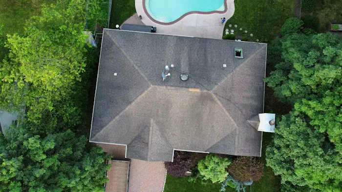 Brush House Roofing and Siding Picture 1