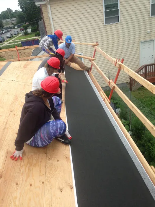 Reality Roofing Picture 1