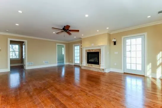 Classic Construction Picture 4