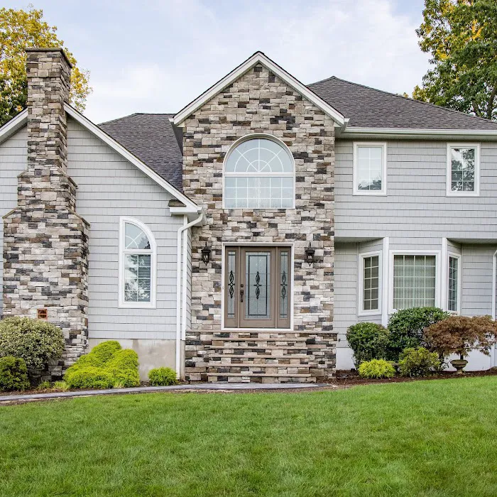 London Construction Exterior Services Picture 1