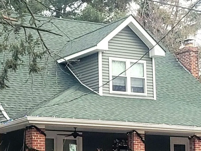 Love's Roofing & Siding Picture 8