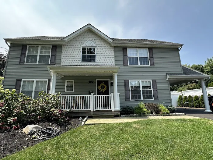 Majestic Exteriors, LLC Picture 6