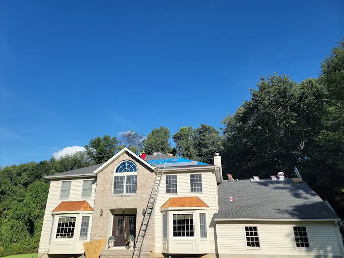 Splendor Roofing and Gutters Picture 4