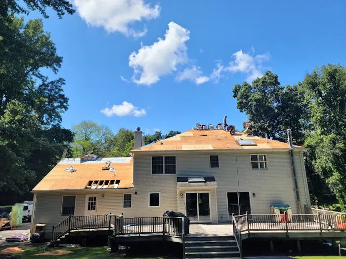 Splendor Roofing and Gutters Picture 5