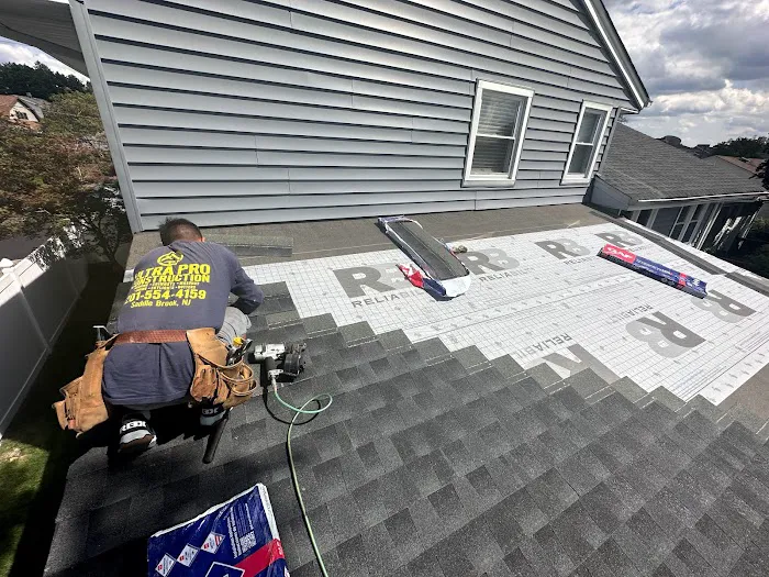 ULTRA Pro Roofing, Siding and Chimneys Picture 5