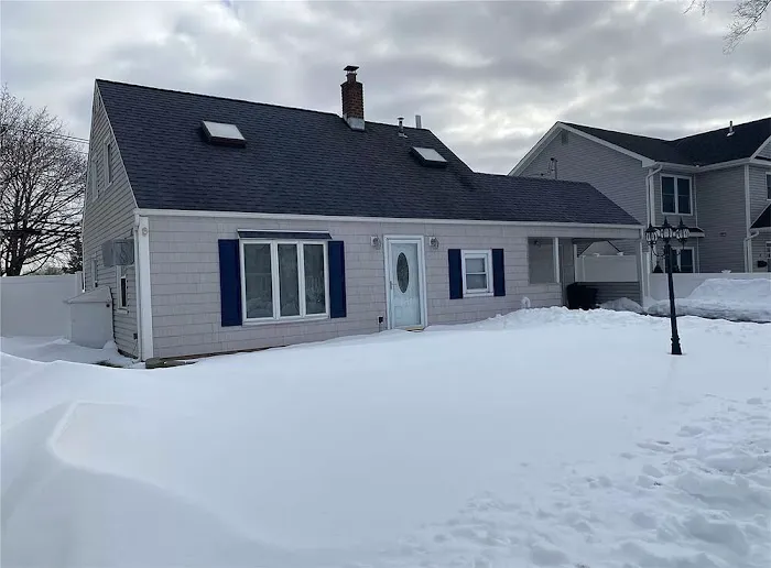 Nassau Roofing Experts - Roof Replacement Contractors Picture 3