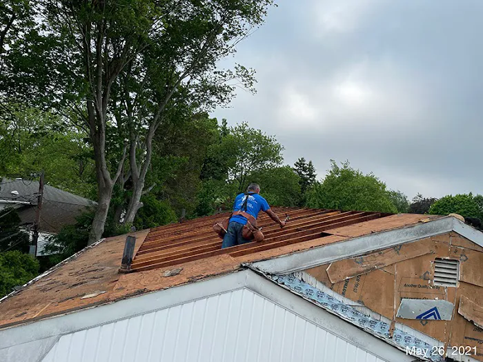 Nassau Roofing Experts - Roof Replacement Contractors Picture 4