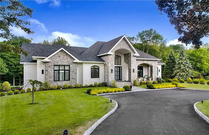 Nassau Roofing Experts - Roof Replacement Contractors Picture 7