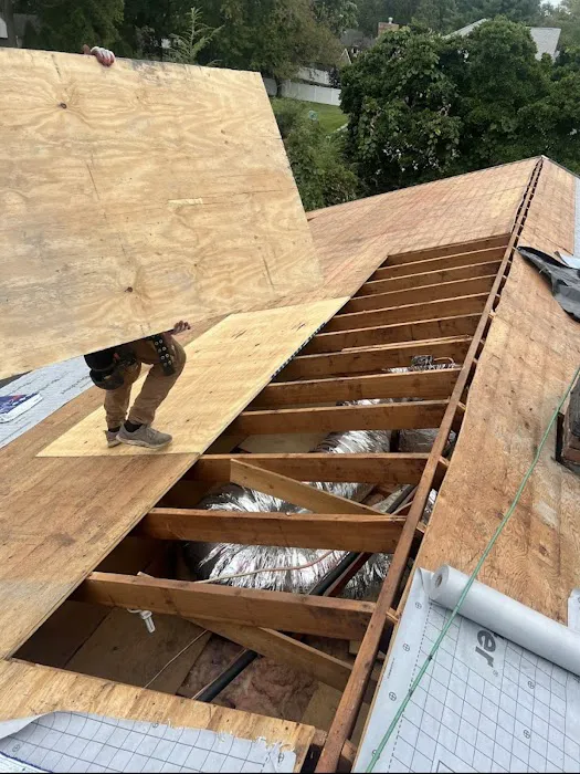 White House Contractor, LLC Picture 1