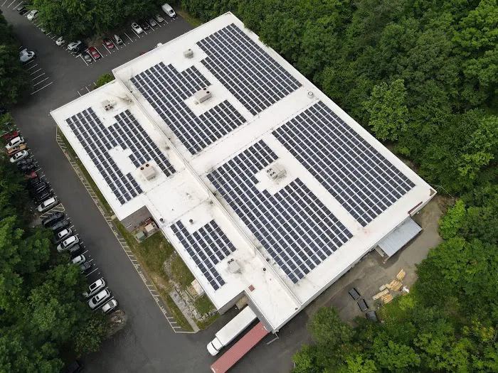 Emerald Roofing and Siding LLC Picture 10