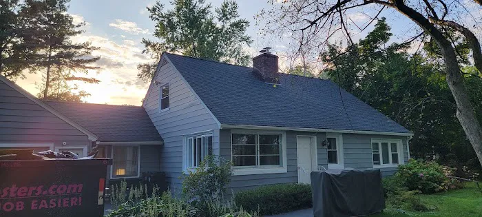 Muicela's Roofing LLC Picture 2