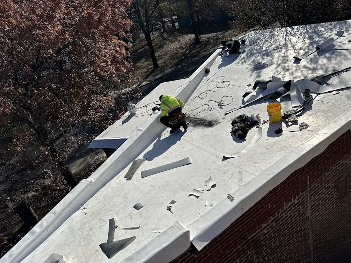 Castillo's Roofing LLC Picture 9