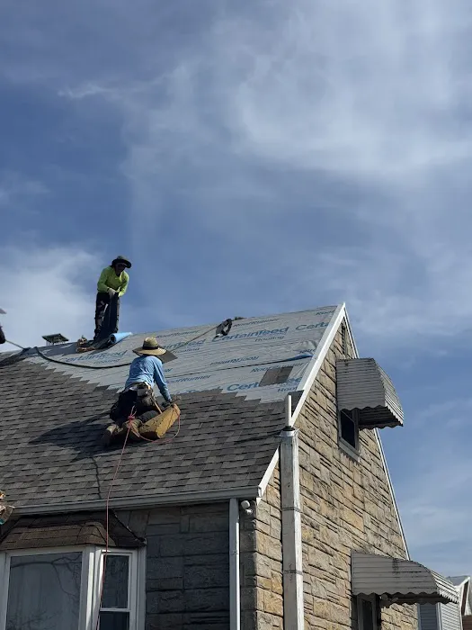 Universal Roofing Solutions Picture 4