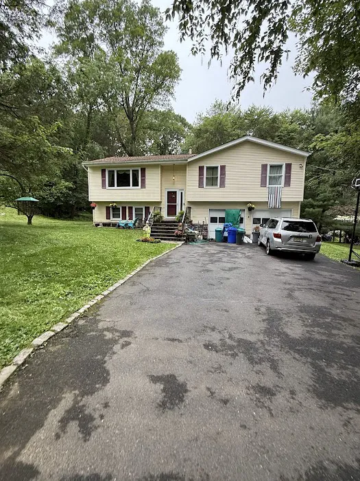 Universal Roofing Solutions Picture 1