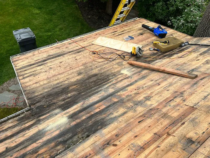 R & S Roofing Picture 9