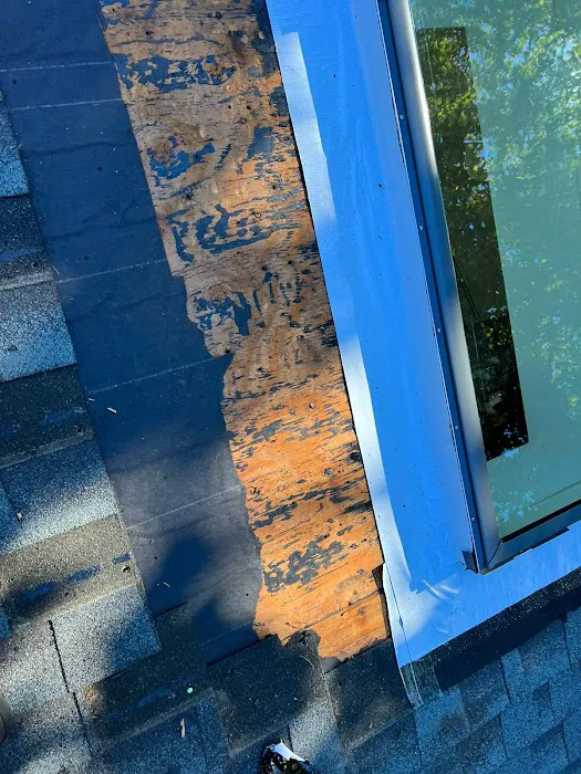 R & S Roofing Picture 2