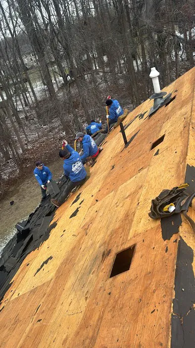 Neighborhood Roofing Picture 9