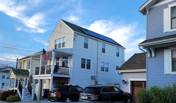 Steve Whitman Solar, Roofing, & Siding Picture 1