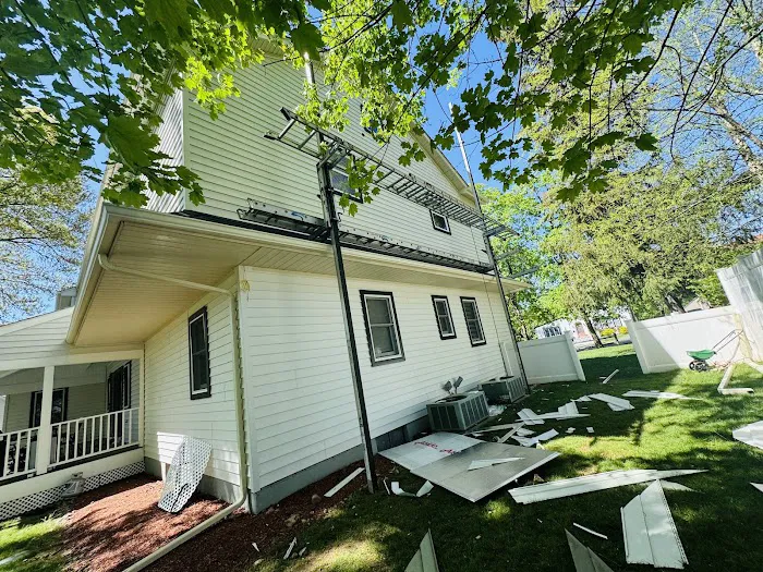 Grand Roof Repair and Replacement Picture 3