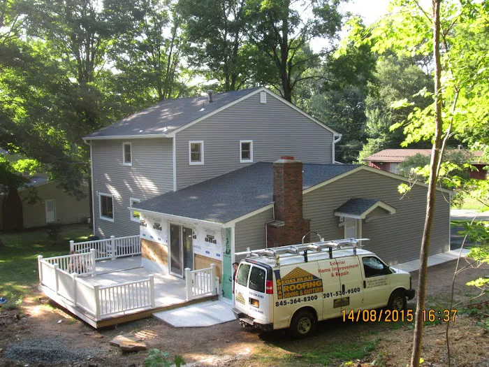 Segelman Shaw Roofing, Siding & Gutters Picture 2