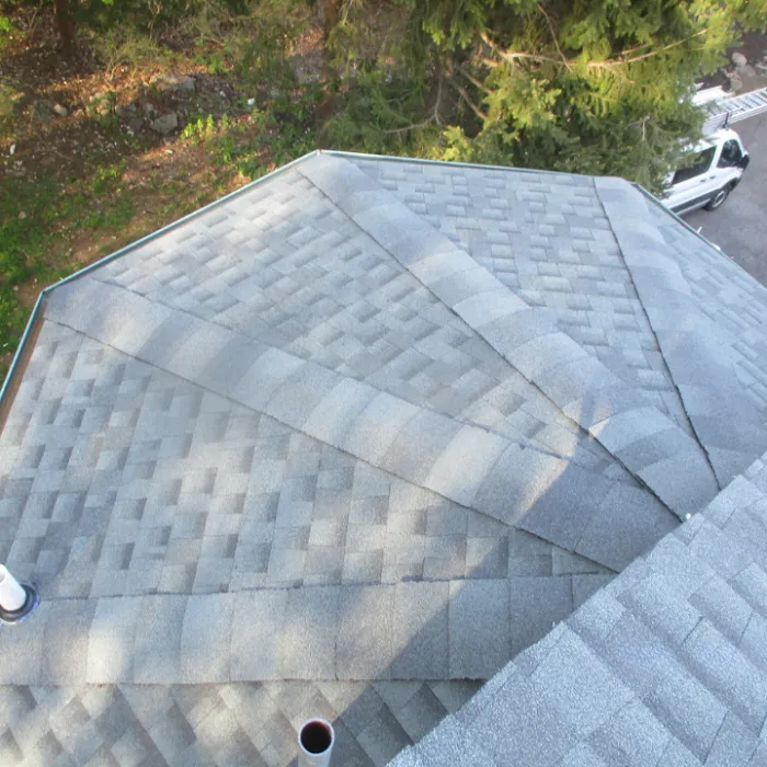 Segelman Shaw Roofing, Siding & Gutters Picture 6