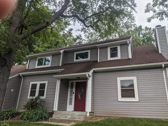 Blue Line Roofing & Exteriors Picture 3