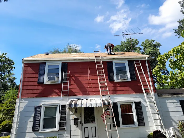 O & R Roof and Carpentry, LLC Picture 2