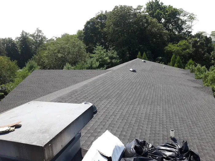 GUATE CONSTRUCTION LLC Picture 6