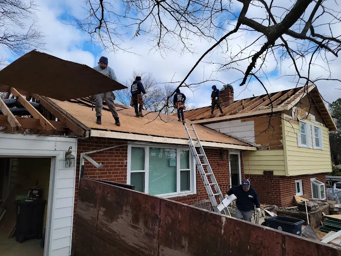 B&R SIDING INC Picture 8