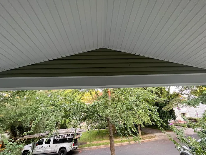 B&R SIDING INC Picture 5