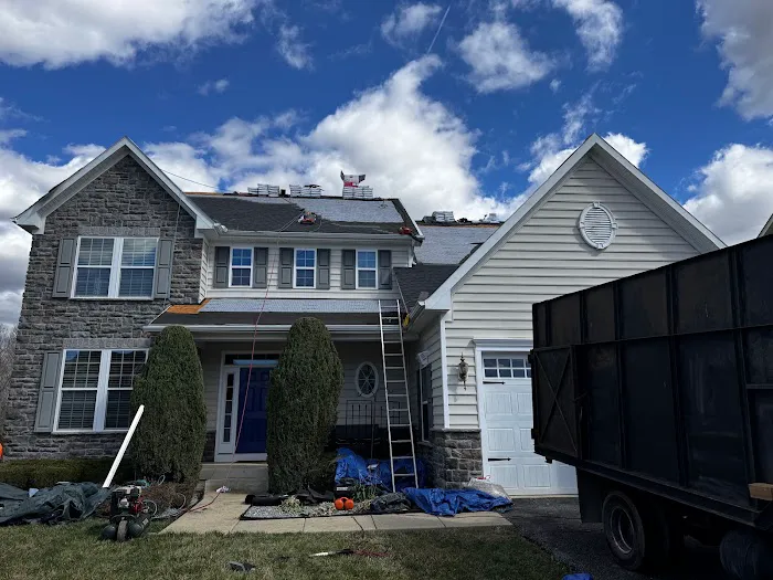 Motto’s Roofing and Construction LLC Picture 1