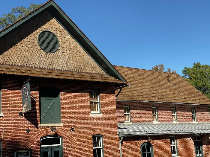 Central Exteriors Picture 6