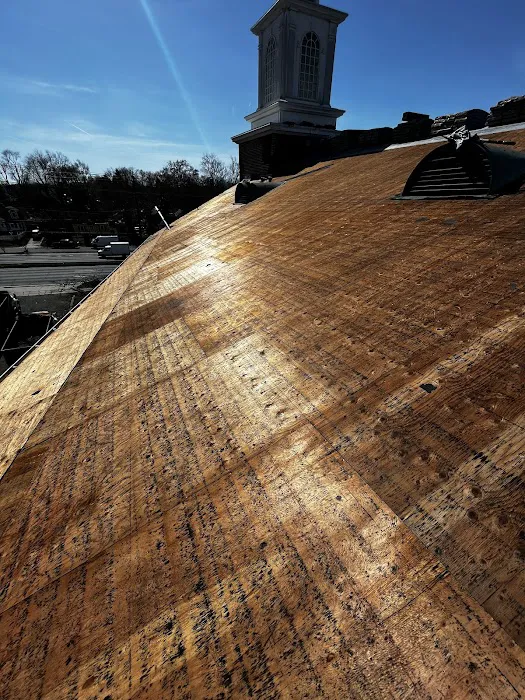 NNA CREWS LLC Picture 8