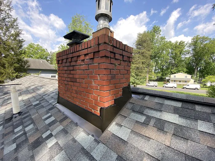 NNA CREWS LLC Picture 2