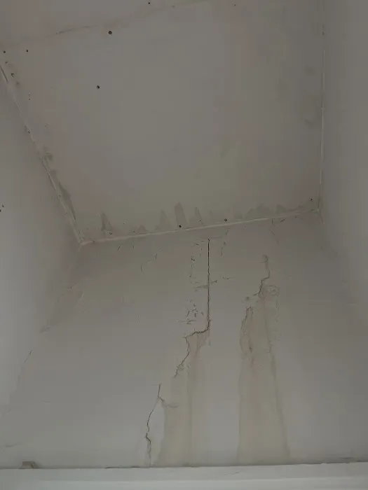 Stewart's Roofing Inc Picture 1