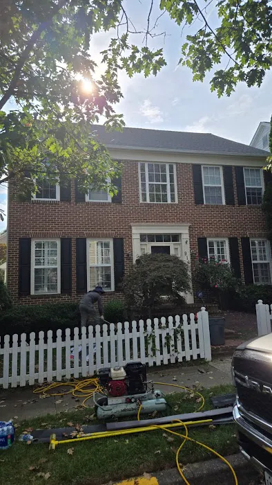 Crown Guard Picture 8