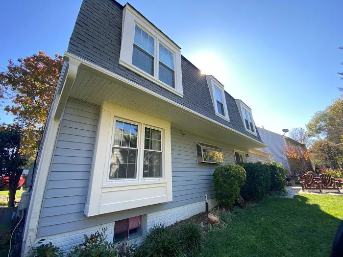 Presidential Exteriors Picture 6