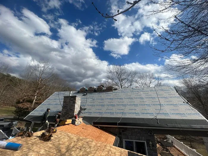 MORALES’S ROOFING LLC Picture 2