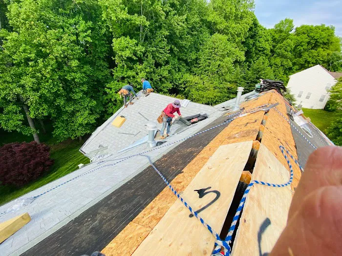 MORALES’S ROOFING LLC Picture 9