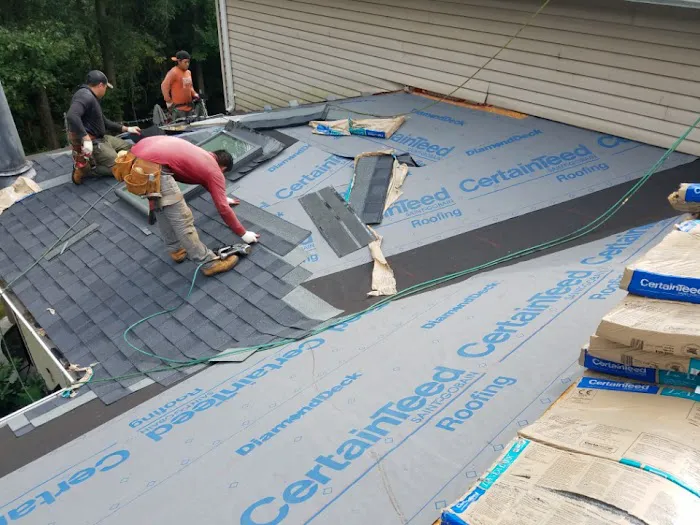 A to Z Roofing Picture 5