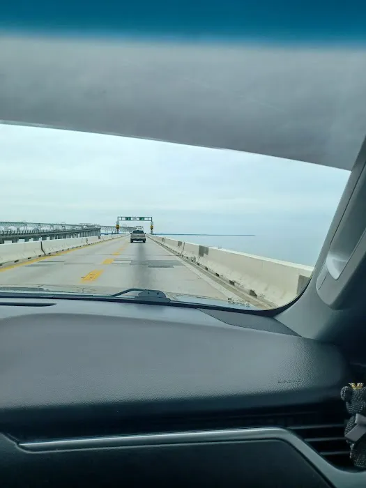 Exterior Medics Picture 5