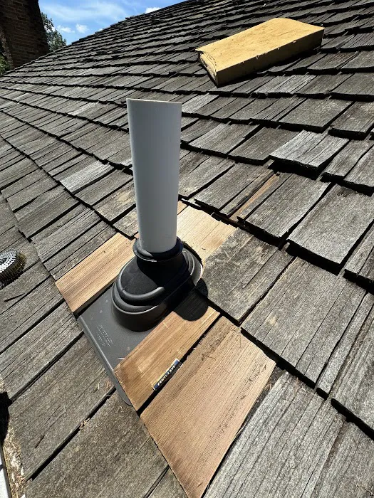 Exterior Medics Picture 2